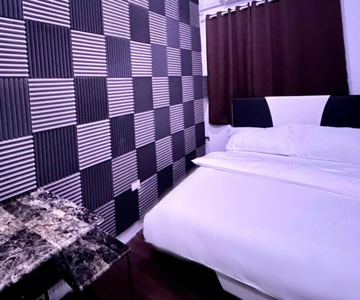 Private Room With Ac And Fan At Ekg Manila House Rental ภายนอก รูปภาพ
